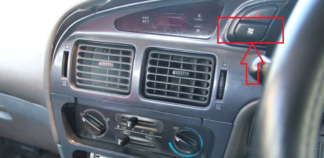 PROTON WIRA AIR COND ON/OFF SWITCH